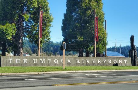 Umpqua Riverfront Sign